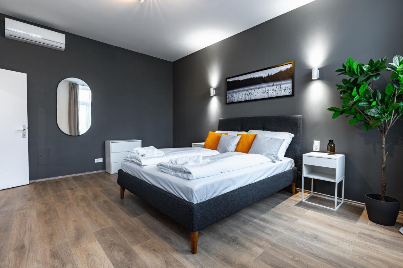 Newley Renovated Apartment Next To Hannovermarkt Viena Exterior foto